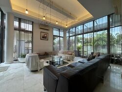 Sennett Avenue (D16), Semi-Detached #447340551